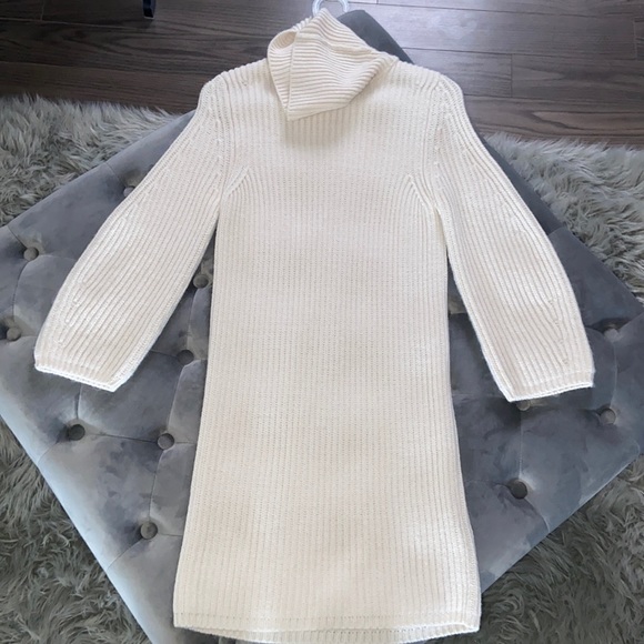 Dresses & Skirts - Sweater dress